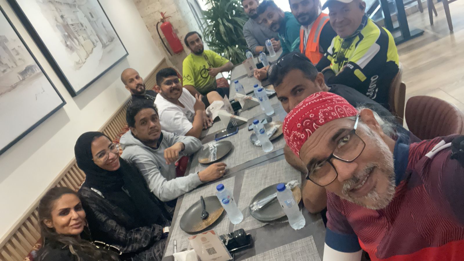 فطور جماعي مع أعضاء القروب بعد تمرين صباح السبت 